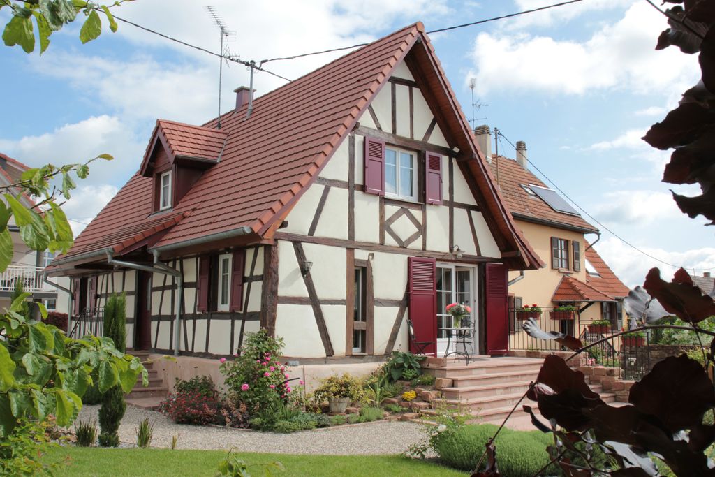 La maison vu depuis le jardin du gîte Anny & Jean Yves
